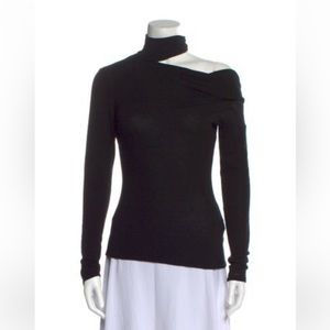 Reformation Turtleneck Sweater Size: S